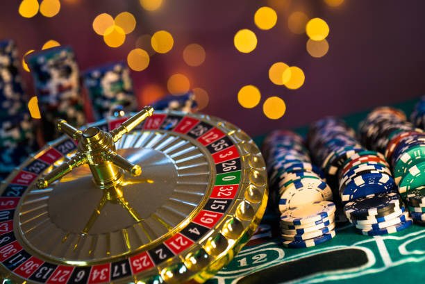 Live Baccarat mobile interface with pink and blue gabjee styling